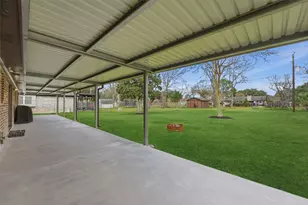 13306 Winston Dr, Santa Fe, TX 77510 - Photo 15