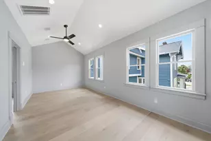 404 Avondale St, Houston, TX 77006 - Photo 43