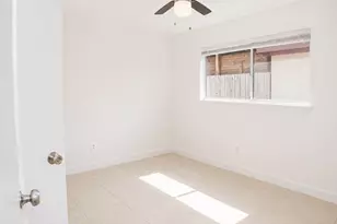 11118 High Star Dr, Houston, TX 77072 - Photo 21
