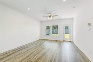 24219 Copperleaf Bay Ln, Spring, TX 77373 - Photo 9