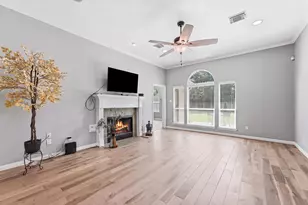 3504 Oak Landing, Conroe, TX 77304 - Photo 5