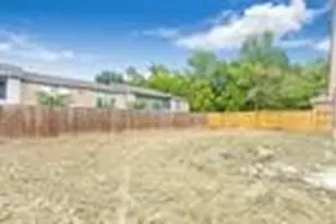 322 Carlos Leal Dr, Dayton, TX 77535 - Photo 21