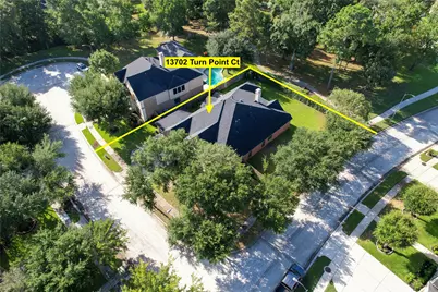 13702 Turn Point Court, Houston, TX 77044 - Photo 3