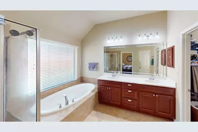 13702 Turn Point Court, Houston, TX 77044 - Photo 19