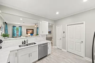 2205 30th Street, Galveston, TX 77550 - Photo 19