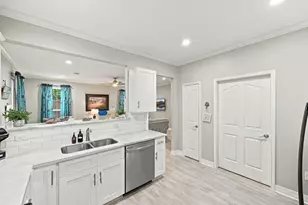 2205 30th St, Galveston, TX 77550 - Photo 19