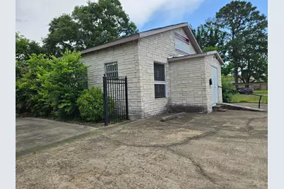 9217 Mallory Street, Houston, TX 77051 - Photo 5