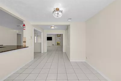 10606 Beckfield Drive, Houston, TX 77099 - Photo 15