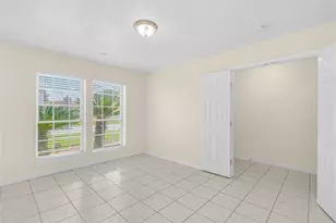 10606 Beckfield Dr, Houston, TX 77099 - Photo 7