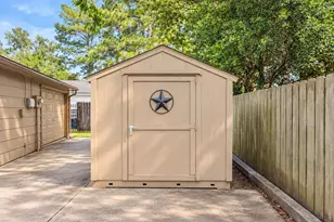 7411 Bairnsdale Ln, Houston, TX 77070 - Photo 43