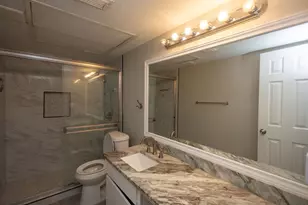 4647 Wild Indigo St, Houston, TX 77027 - Photo 17