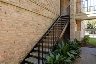 4647 Wild Indigo St, Houston, TX 77027 - Photo 27