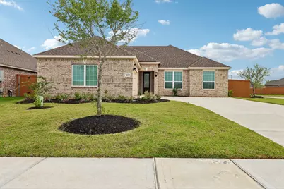 3202 Bolt Rope Drive, Texas City, TX 77510 - Photo 1
