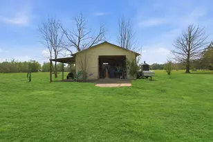 1858 Co Rd 2066, Hull, TX 77564 - Photo 35