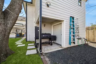 216 W 30th St, Houston, TX 77018 - Photo 25
