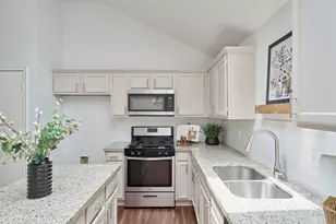 31135 N Head Dr, Spring, TX 77386 - Photo 17