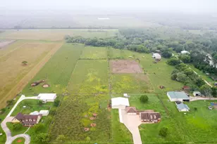 2224 County Rd 660B, Danbury, TX 77534 - Photo 5