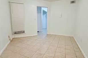 6300 Seawall Blvd, Galveston, TX 77551 - Photo 45