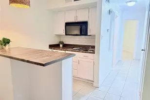 6300 Seawall Blvd, Galveston, TX 77551 - Photo 21