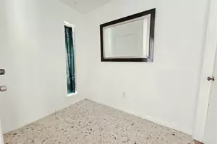 9754 Ebb St, Houston, TX 77089 - Photo 5