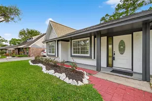 9211 Blankenship Dr, Houston, TX 77080 - Photo 3