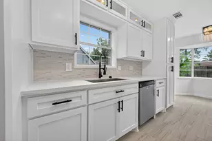 9211 Blankenship Dr, Houston, TX 77080 - Photo 9