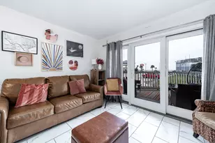 6300 Seawall Blvd, Galveston, TX 77551 - Photo 9