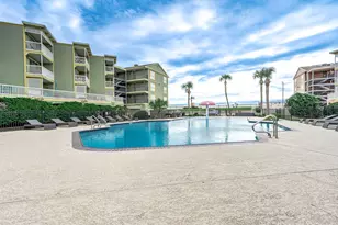 6300 Seawall Blvd, Galveston, TX 77551 - Photo 15