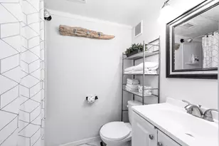 6300 Seawall Blvd, Galveston, TX 77551 - Photo 7