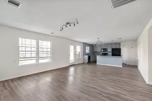 18102 Clayton Bluff Ln, Cypress, TX 77433 - Photo 9