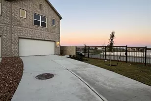 2131 Salinas Dr, Rosharon, TX 77583 - Photo 1