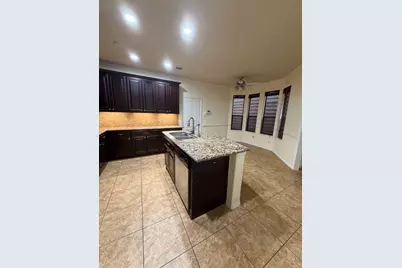 1048 W 26th Street, Houston, TX 77008 - Photo 3