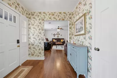 407 W Alamo Street, Brenham, TX 77833 - Photo 3