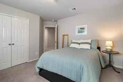 523 N 1st Street, La Porte, TX 77571 - Photo 9