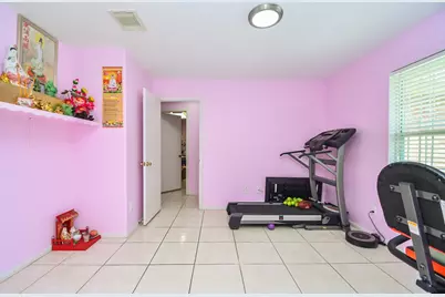7926 Westington Lane, Houston, TX 77040 - Photo 7