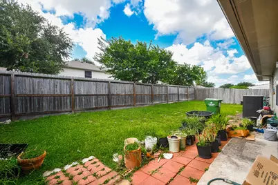 7926 Westington Lane, Houston, TX 77040 - Photo 23