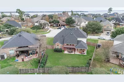 13815 Lake Livingston Drive, Houston, TX 77044 - Photo 47