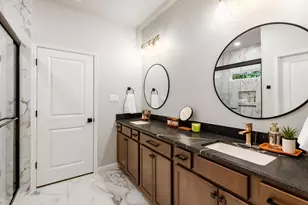 2121 Manning, Bryan, TX 77803 - Photo 17