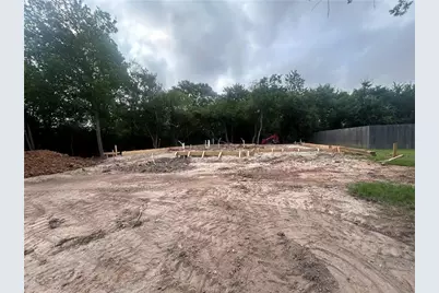 2121 Manning, Bryan, TX 77803 - Photo 5