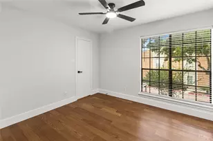 1911 Bering Dr, Houston, TX 77057 - Photo 7