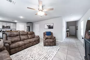 2015 Avenue H, Danbury, TX 77534 - Photo 5