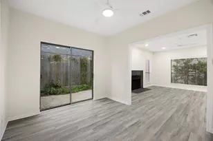 2668 Bering Dr, Houston, TX 77057 - Photo 11