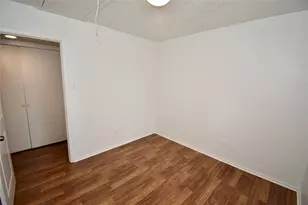 19539 Lazy Valley Dr, Katy, TX 77449 - Photo 13