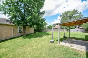 8607 Crystal Cove Cir, Houston, TX 77044 - Photo 19
