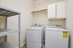 3206 Holly Crossing Dr, Houston, TX 77042 - Photo 29