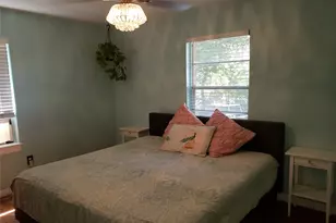 5906 Leon St, Houston, TX 77009 - Photo 7