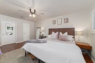 869 Wax Myrtle Ln, Houston, TX 77079 - Photo 19