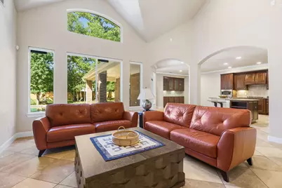 59 E Green Pastures Circle, The Woodlands, TX 77382 - Photo 15
