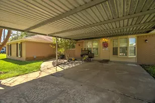125 Co Rd 4010, Dayton, TX 77535 - Photo 35