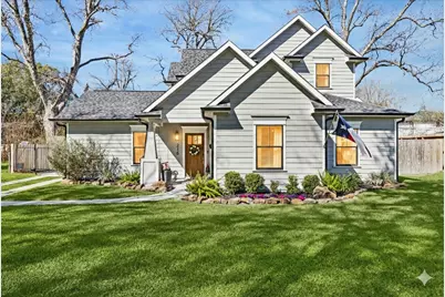 216 W 30th Street, Houston, TX 77018 - Photo 1